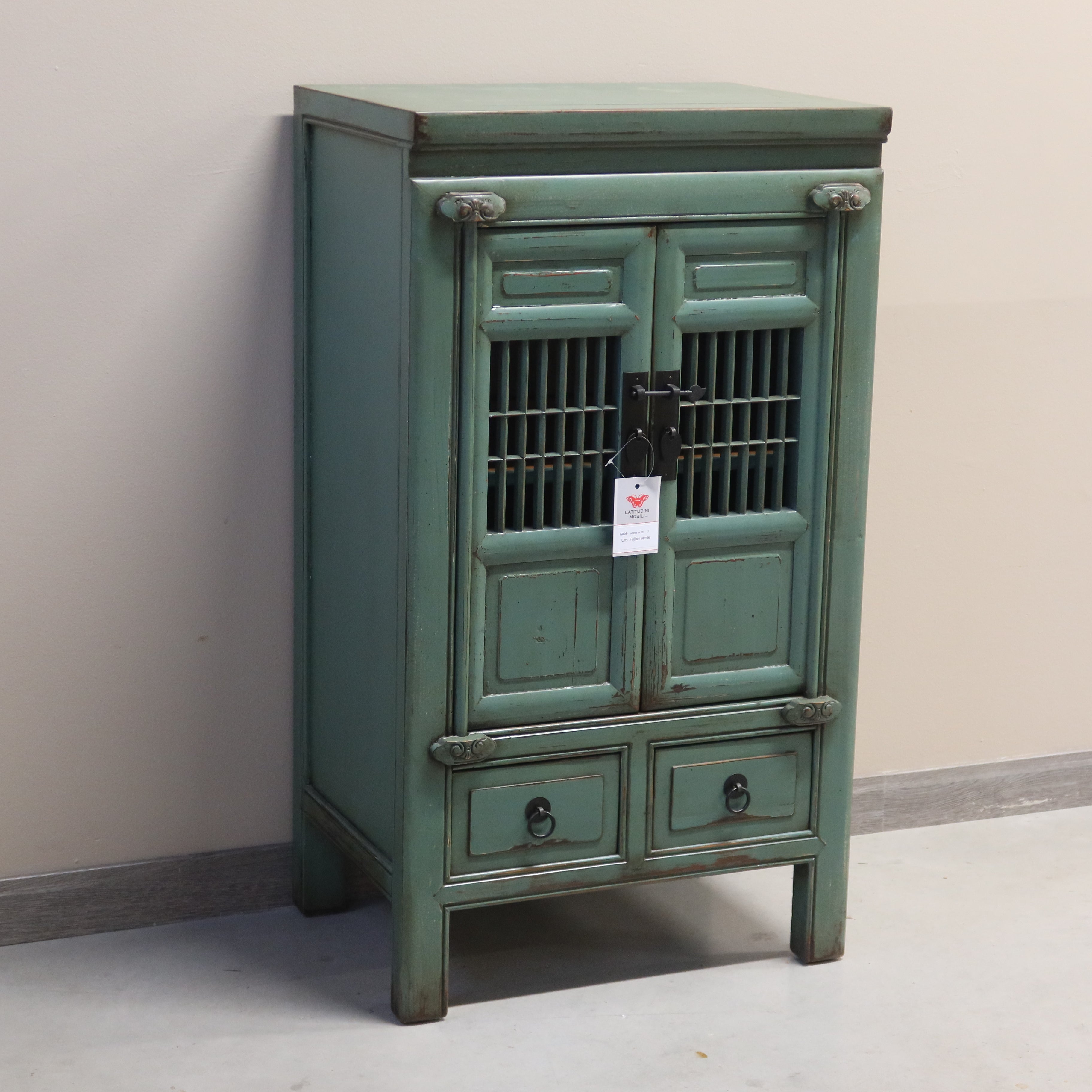 ALTA CREDENZINA LACCATA