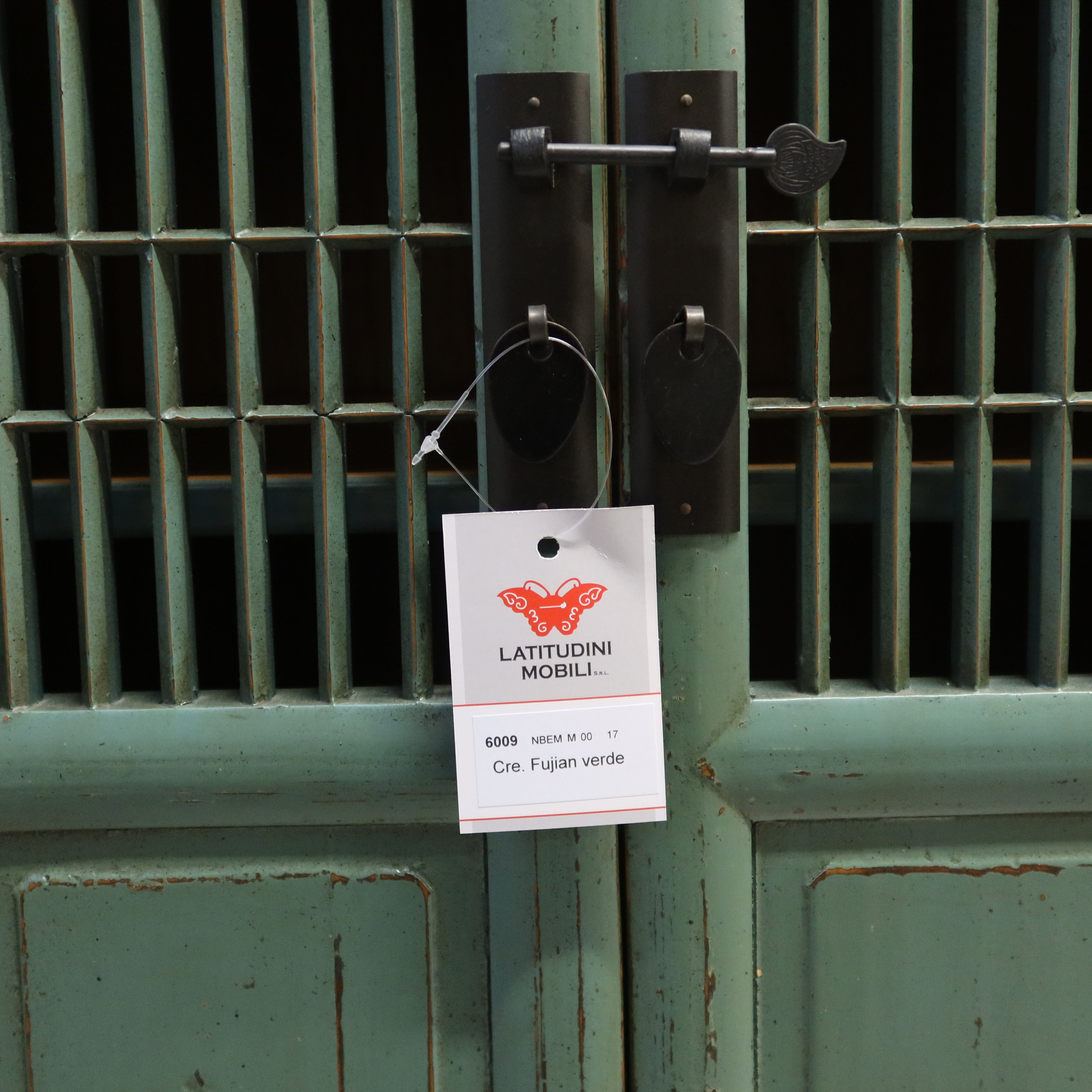 ALTA CREDENZINA LACCATA