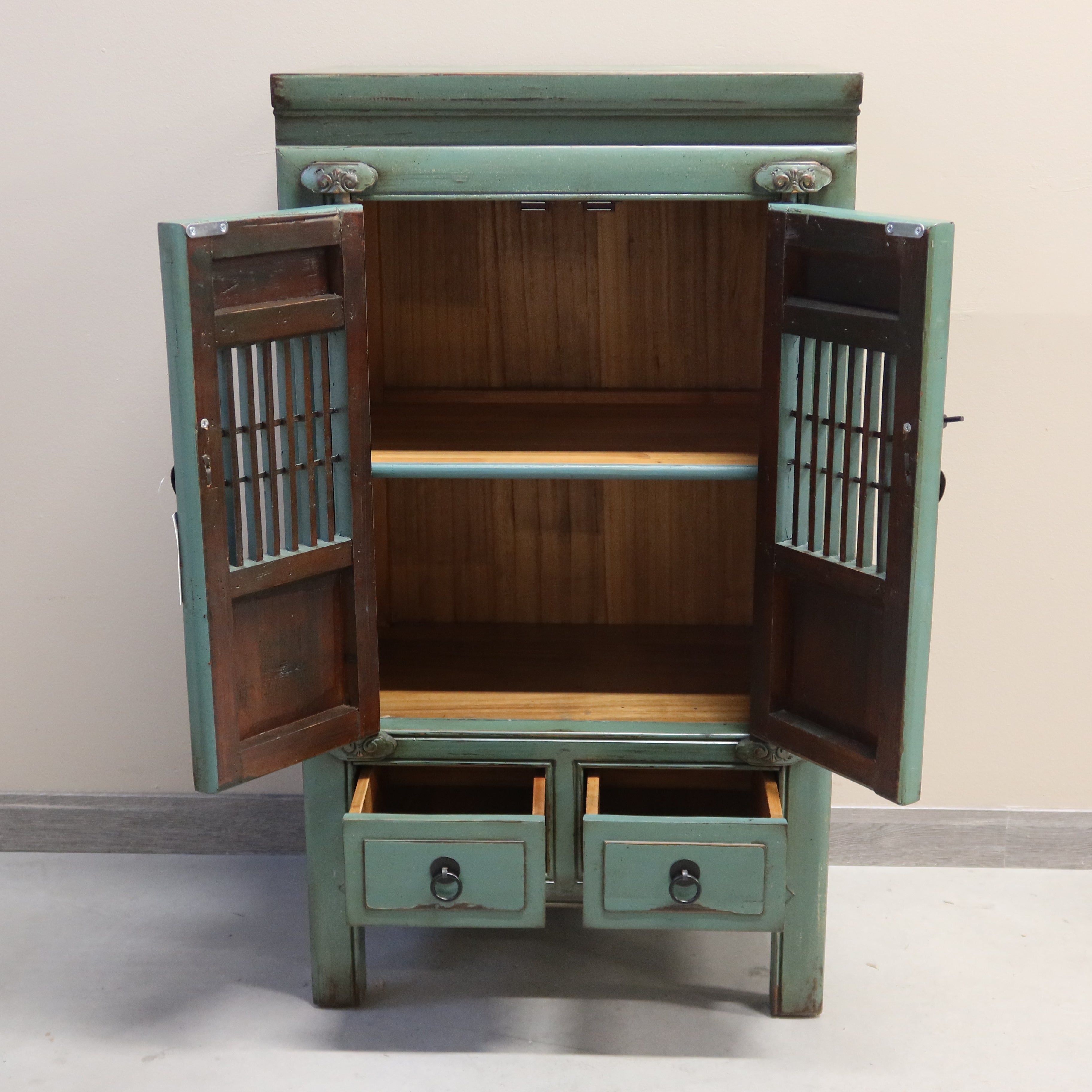 ALTA CREDENZINA LACCATA