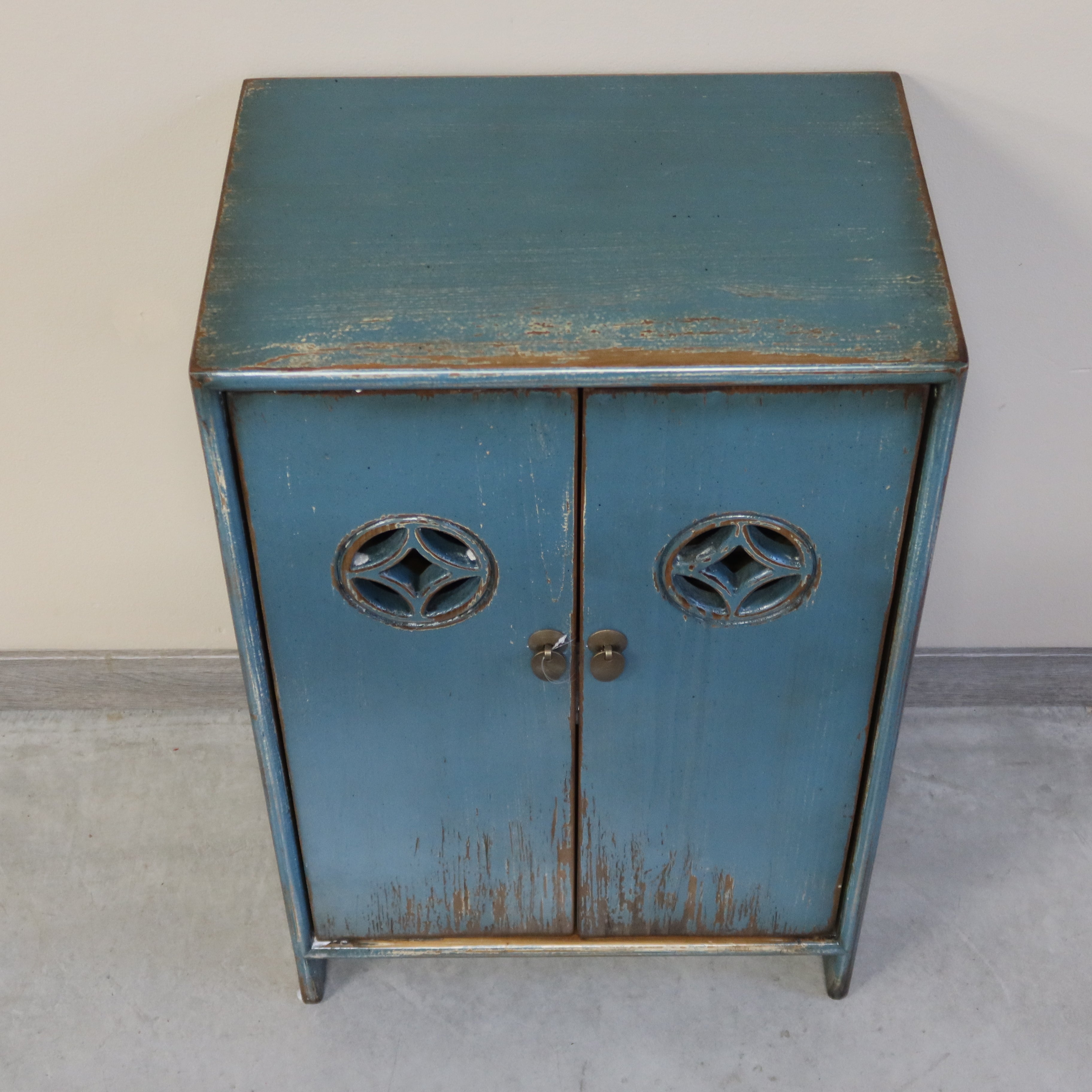 MOBILETTO CINESE LACCA AZZURRA 2A CON INTAGLI