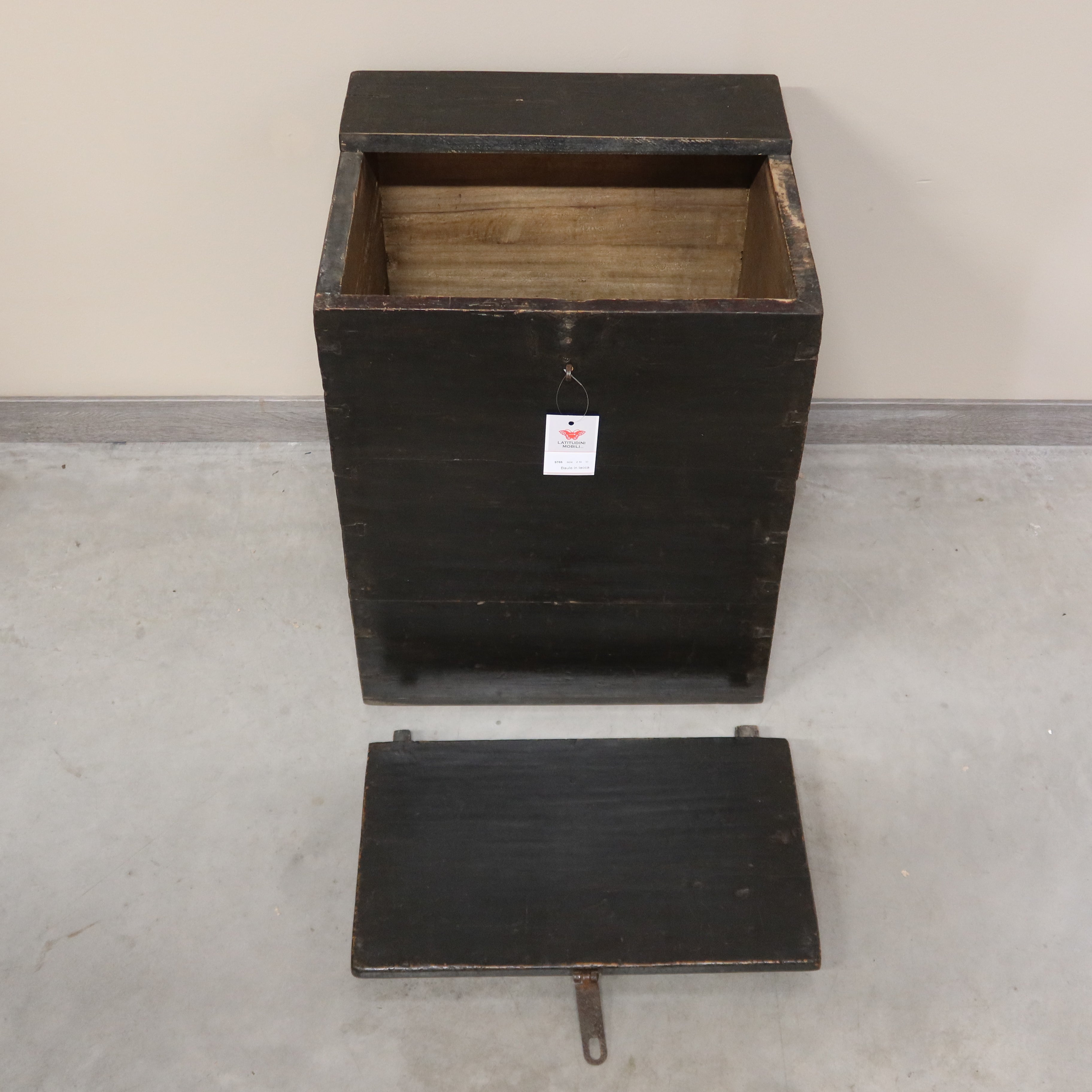 MONEY CHEST LACCA NERA