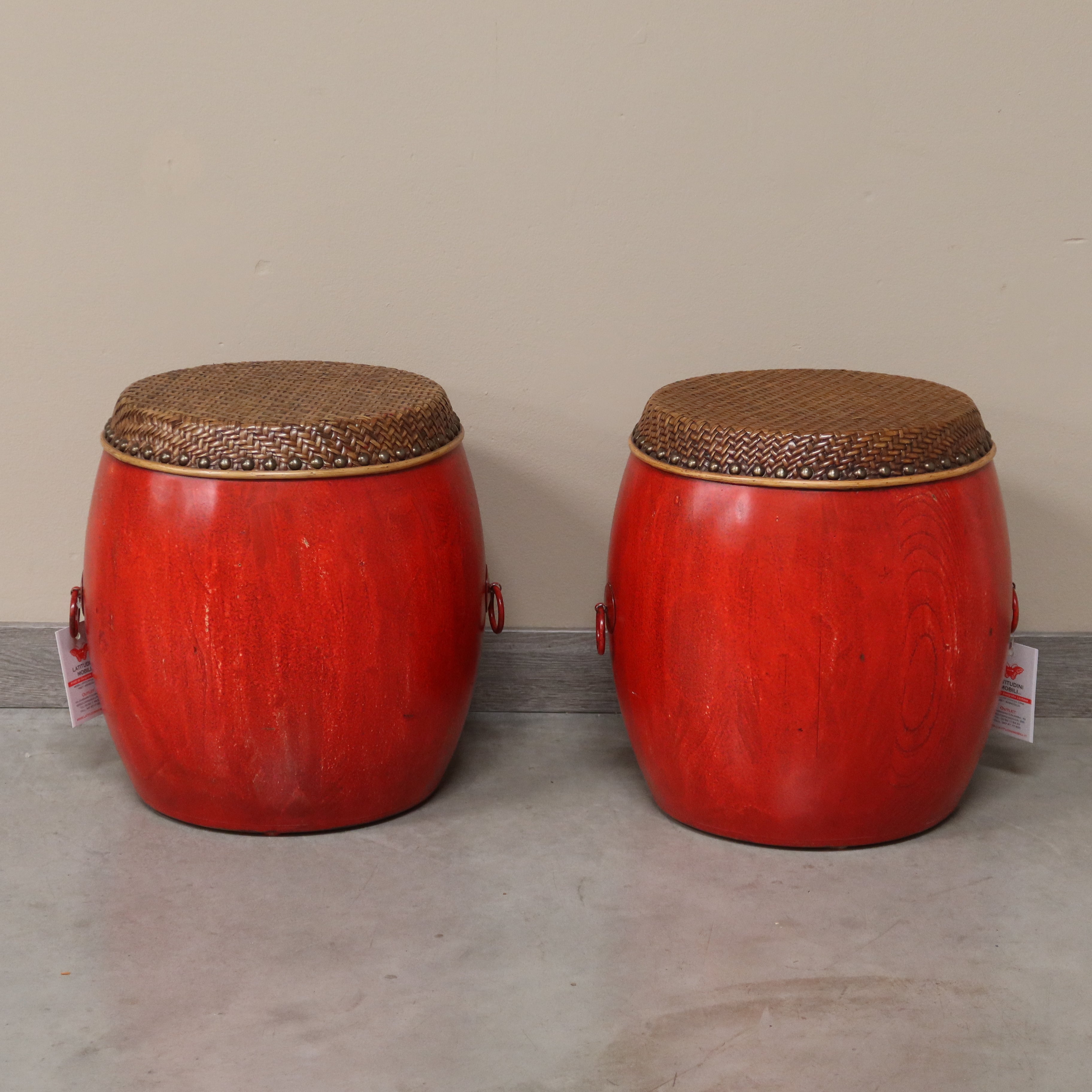 SGABELLO A BOTTE LACCA ROSSA PIANO RATTAN