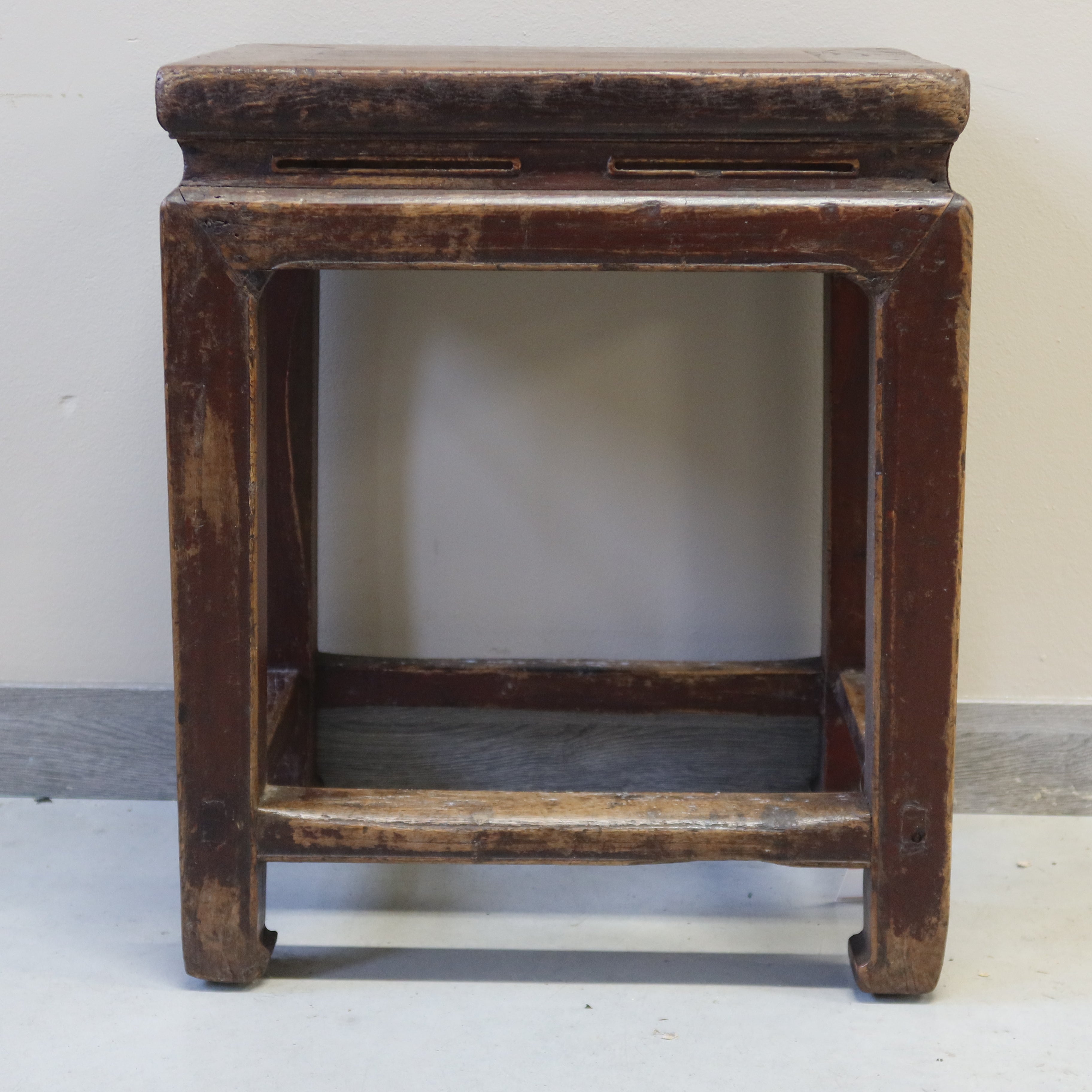 SGABELLO OLMO CINESE