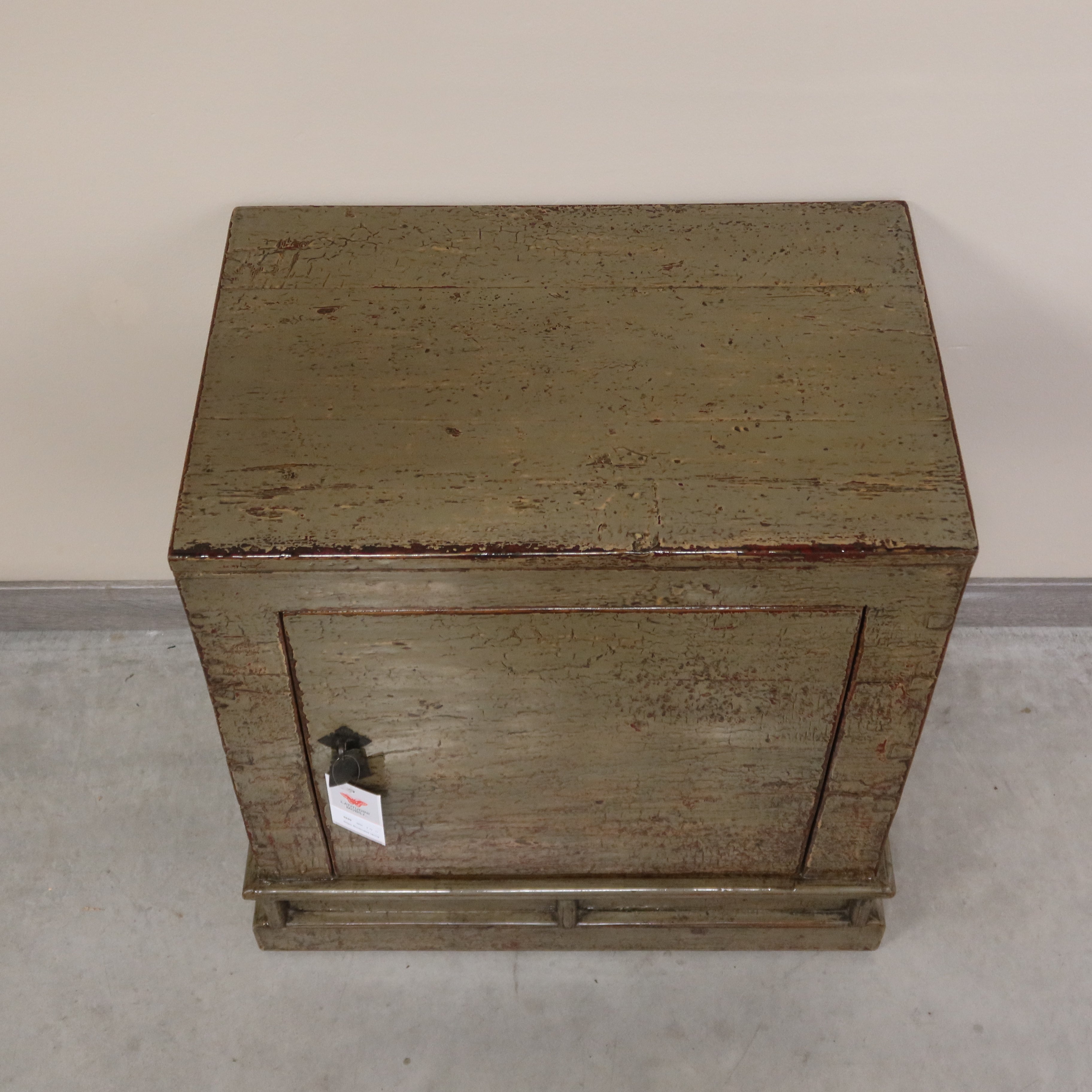 STIPO BOOKCASE IN LACCA