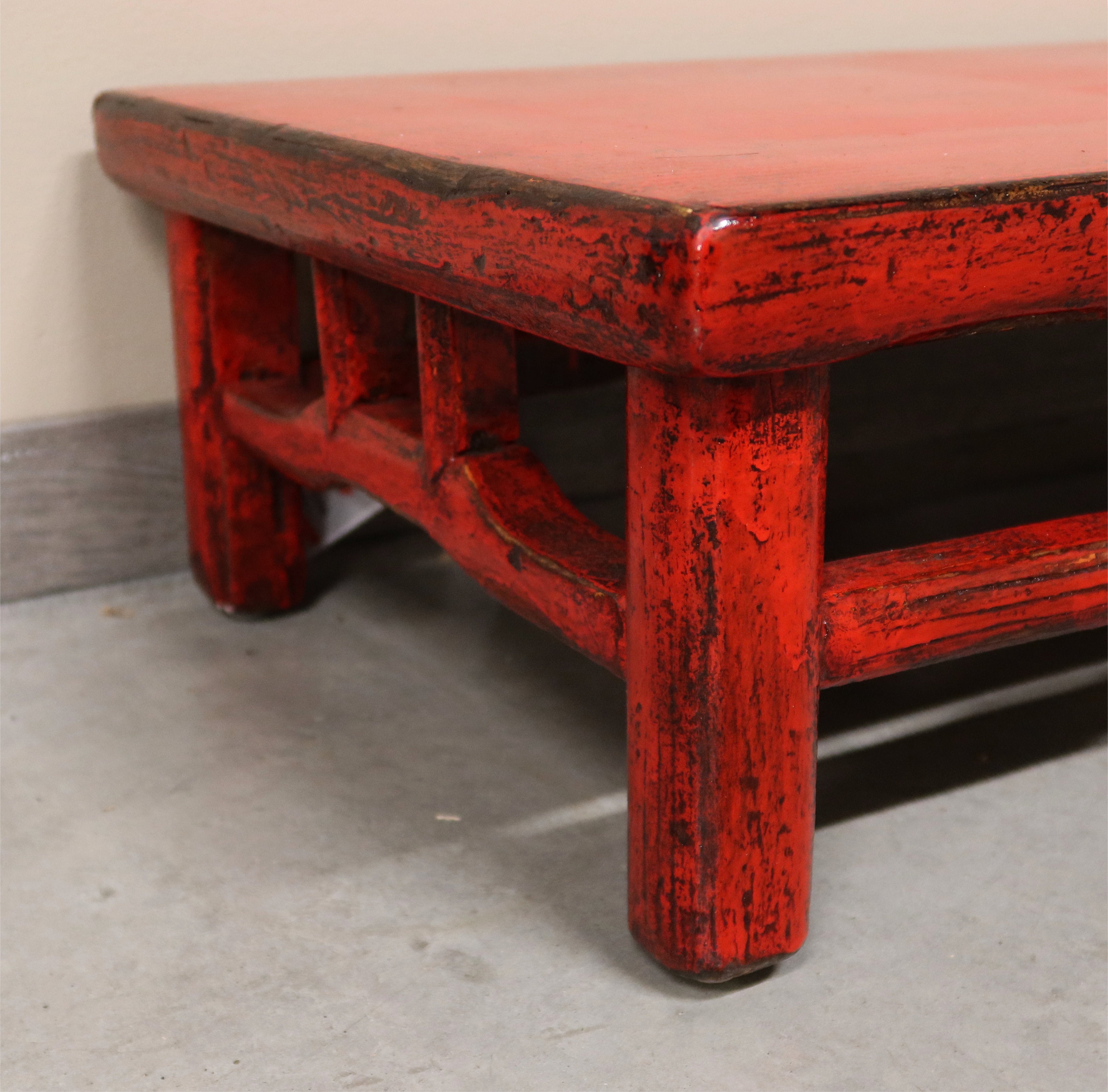 TAVOLINO KANG LACCA ROSSA