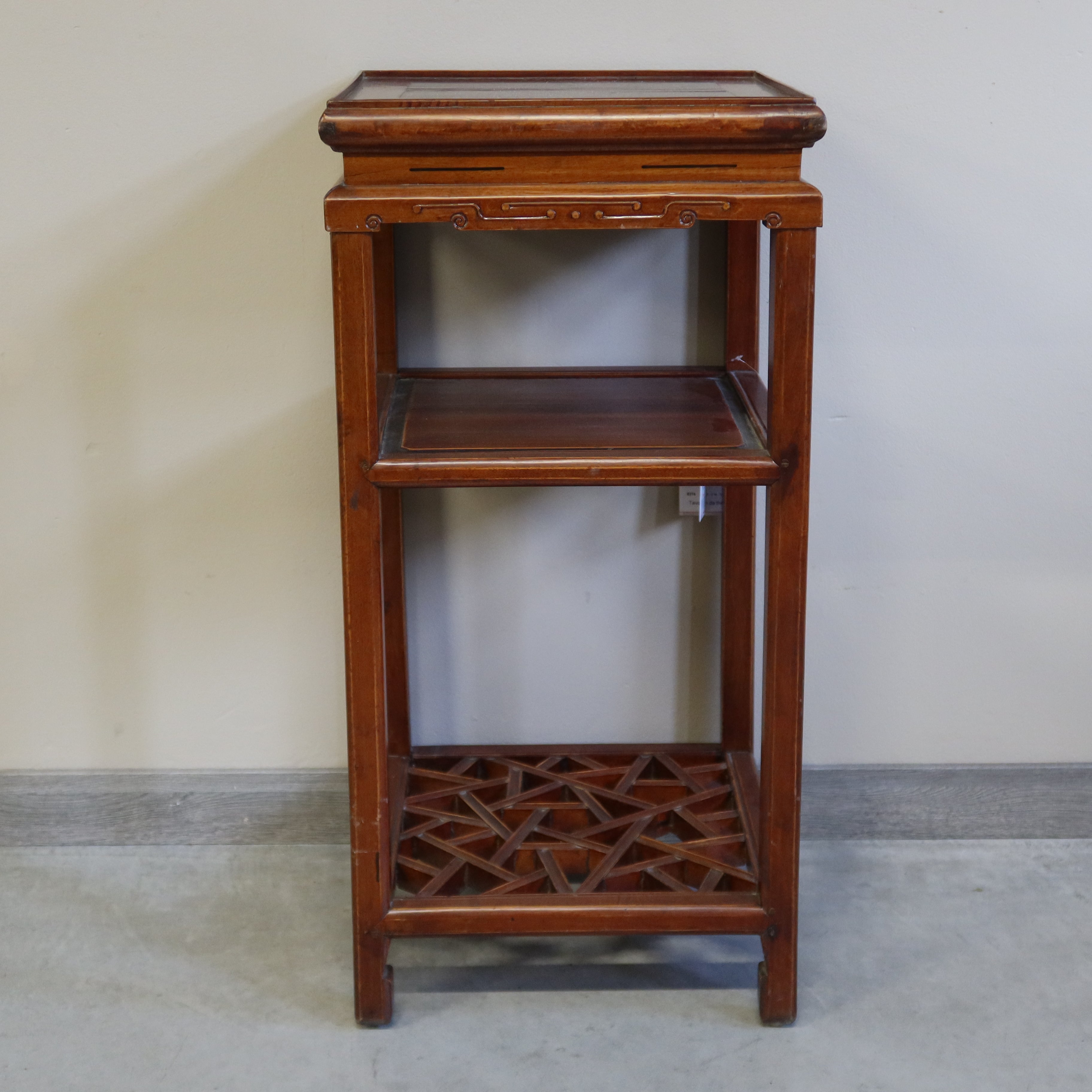 TAVOLINO OLMO CINESE CON RIPIANO