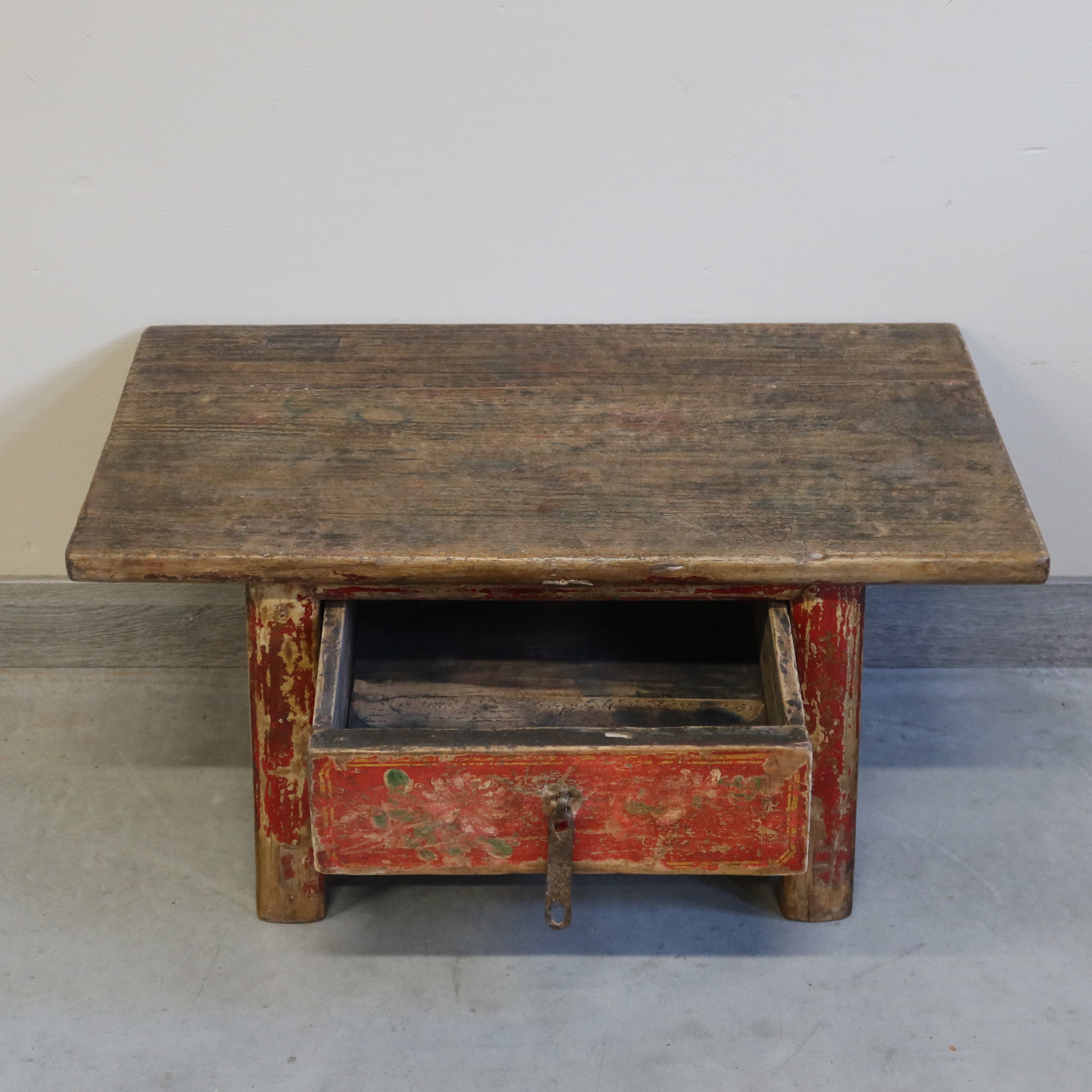 TAVOLINO OLMO CINESE CASSETTO DECORATO