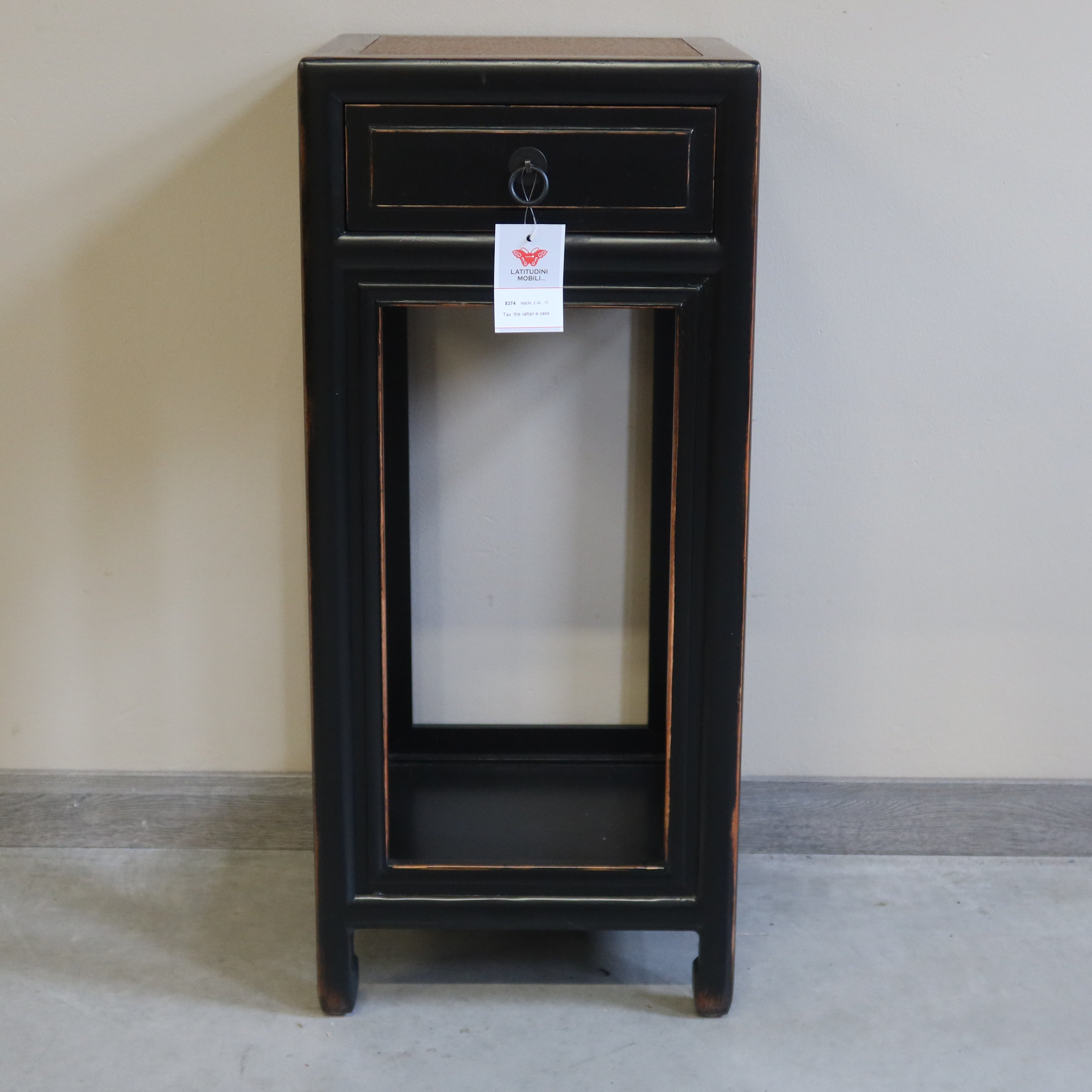 TAVOLINO DA THE' CINESE CON CASSETTO E PIANO RATTAN