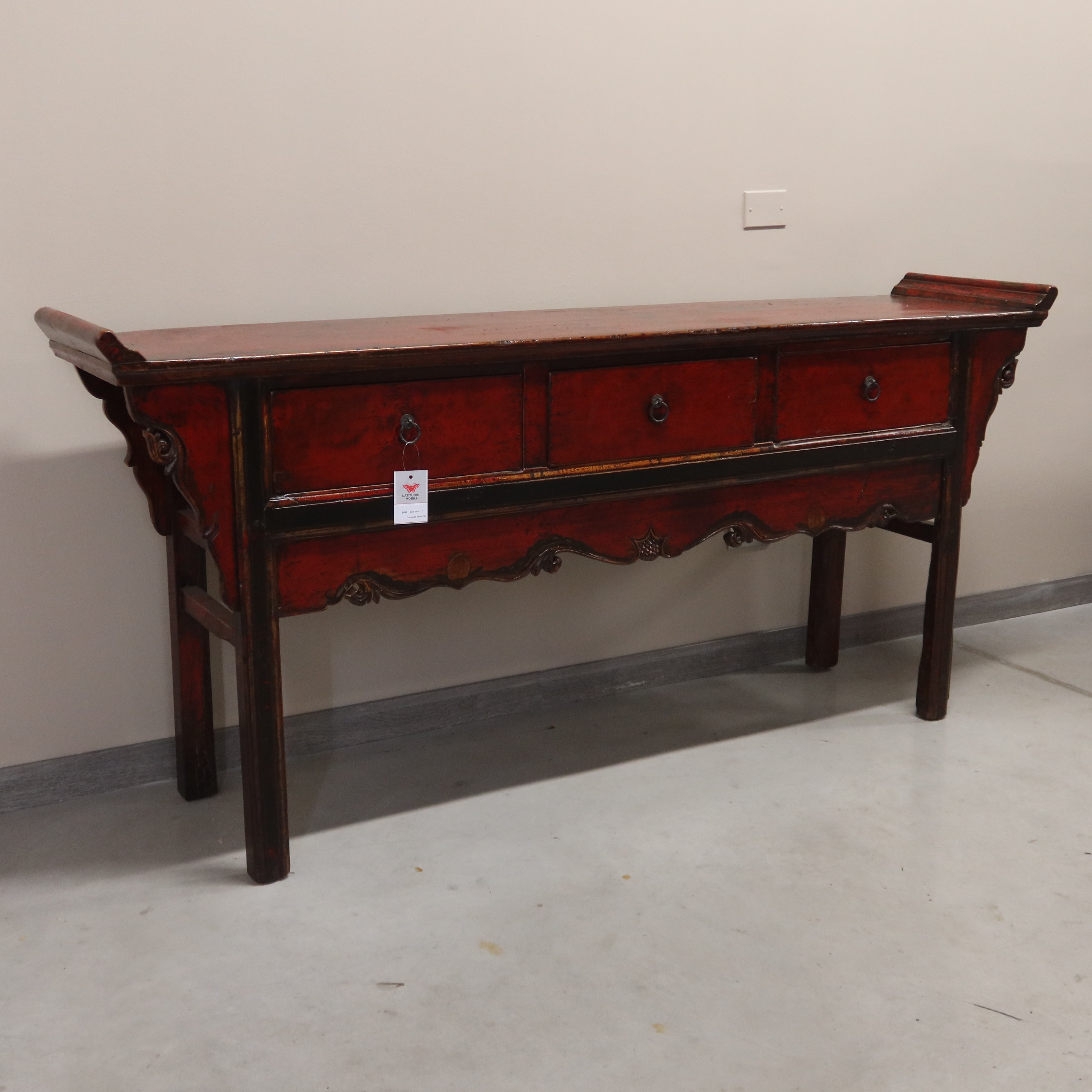 TAVOLO CONSOLLE CON CASSETTI E PIANO AGGETTANTE