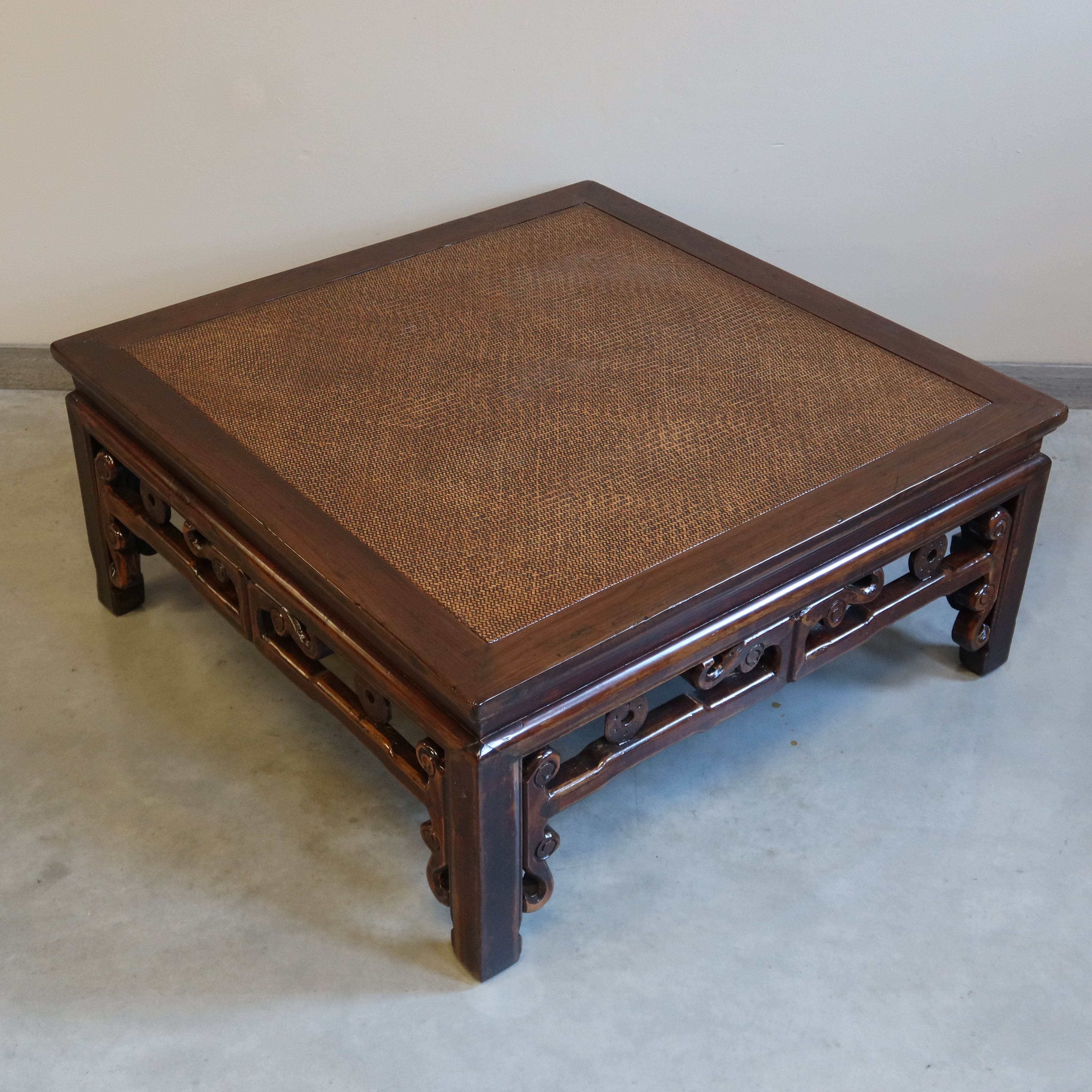 TAVOLO CINESE QUADRATO PIANO RATTAN