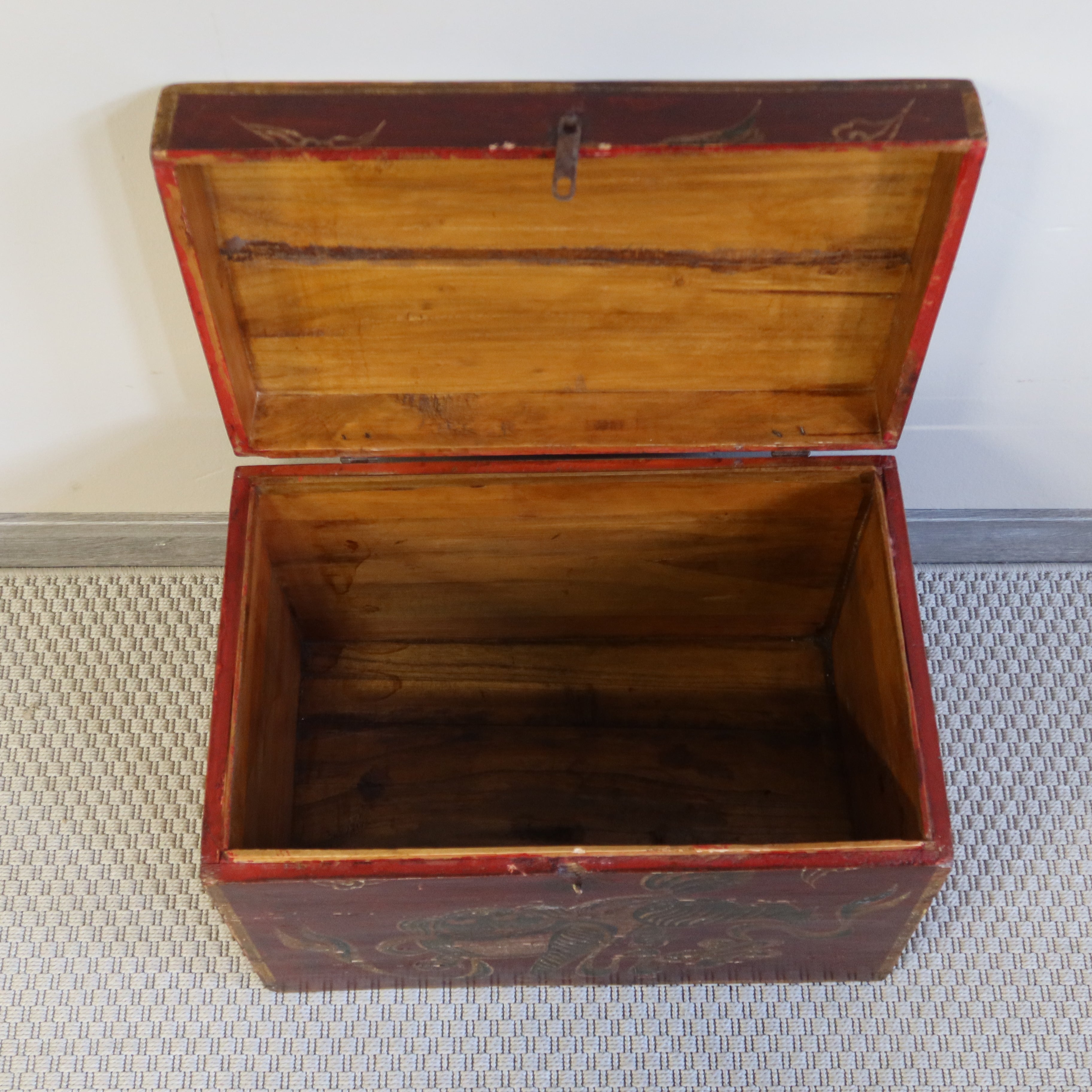 BAULETTO MONGOLIA DECORATO "LEONCANE"