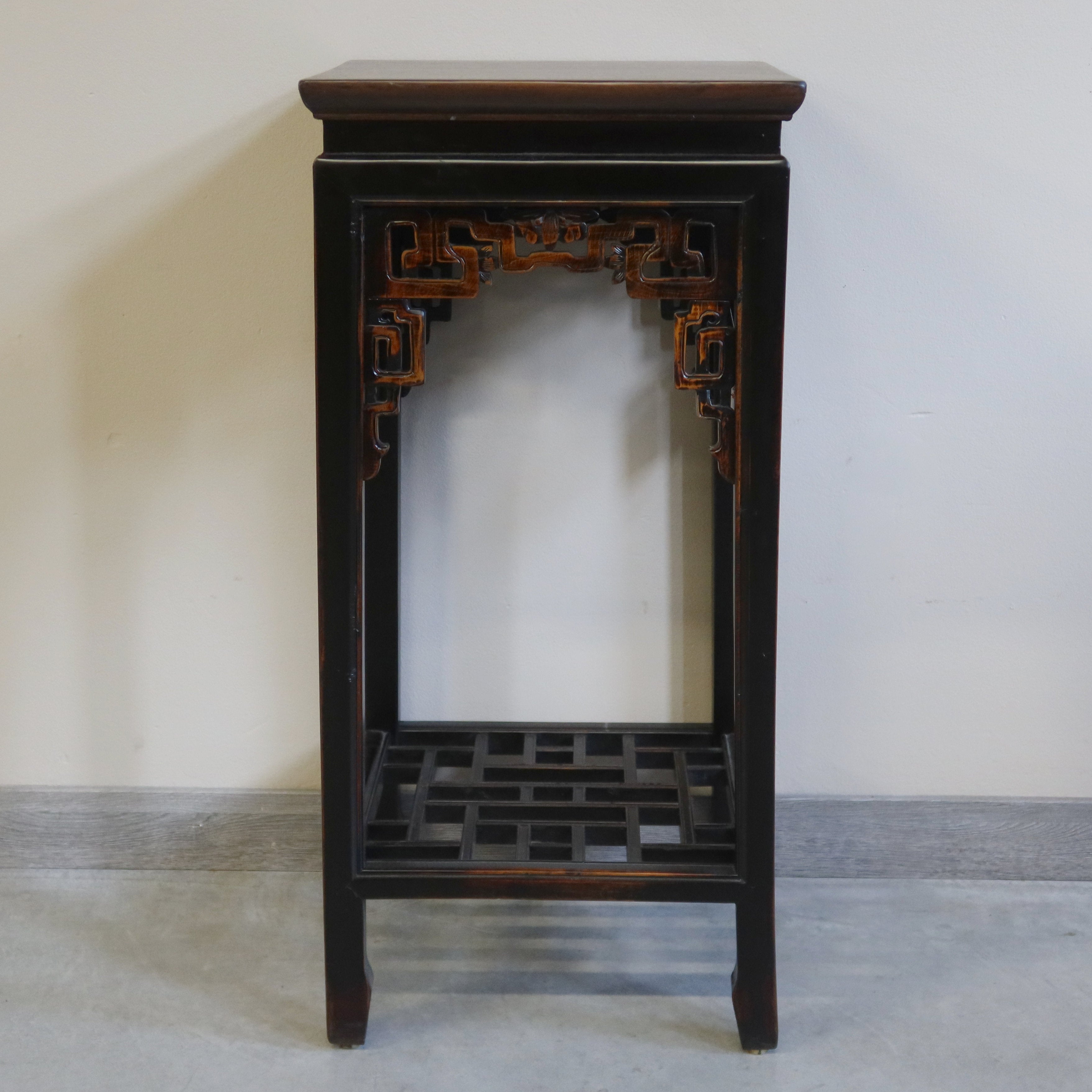 TAVOLINO DA THE' CINESE CON INTAGLI