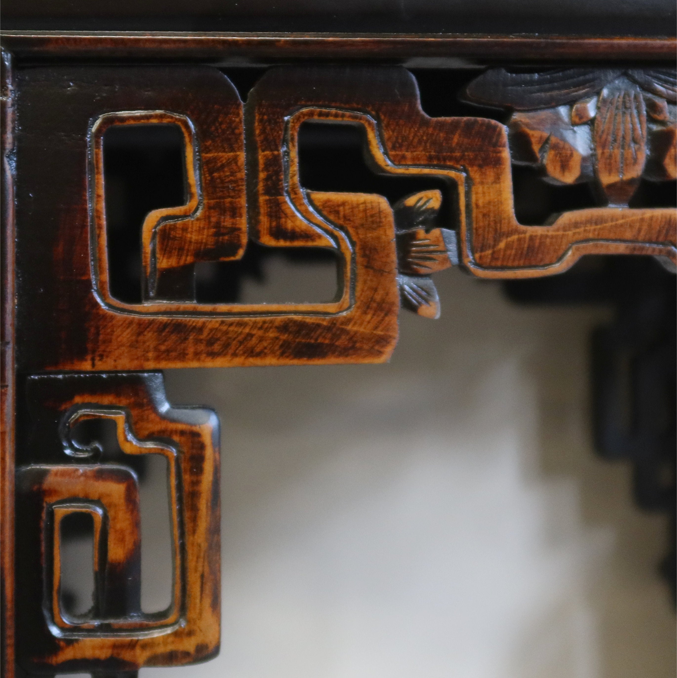 TAVOLINO DA THE' CINESE CON INTAGLI