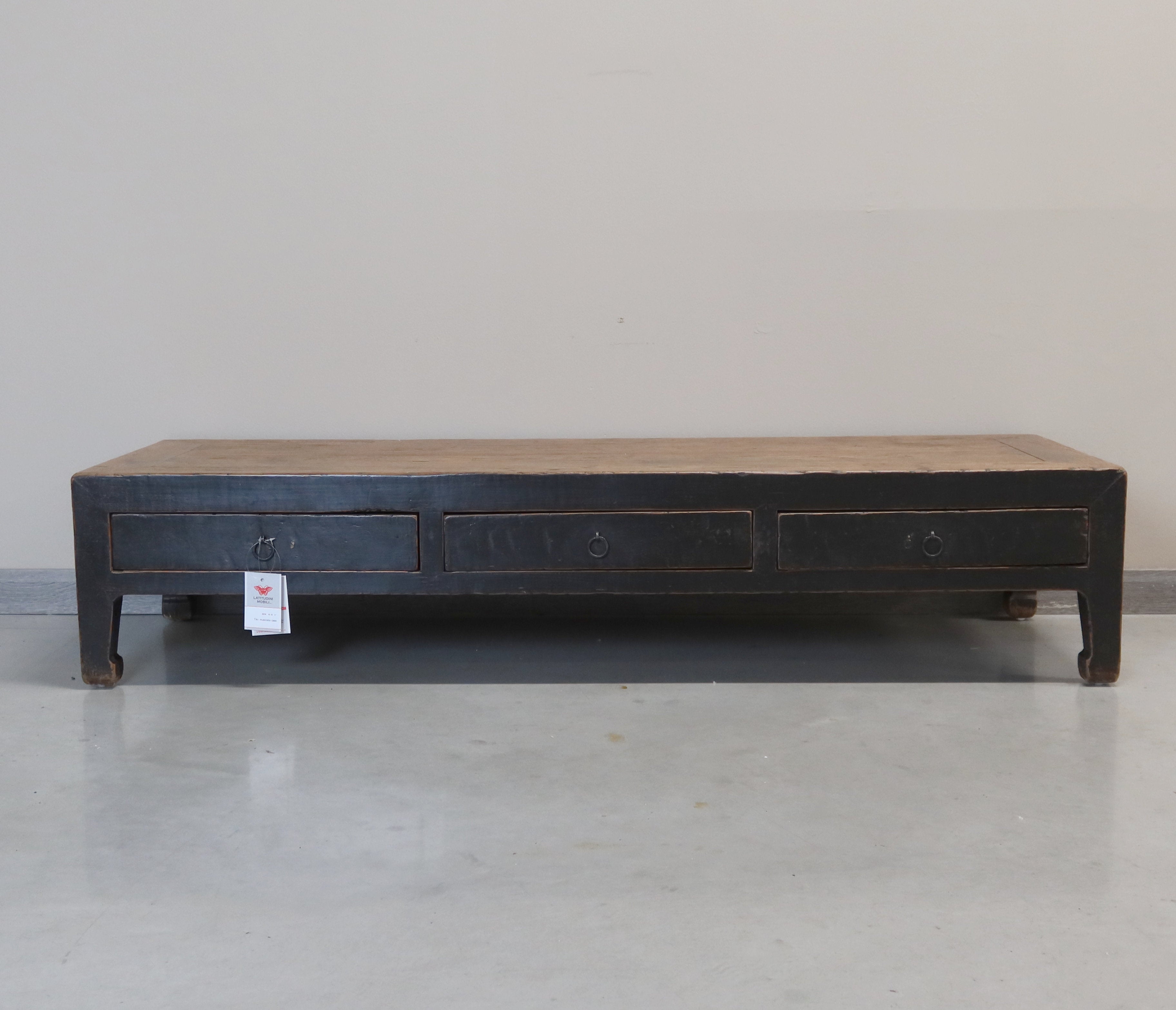 LUNGO E BASSO TAVOLO OLMO CINESE 3C