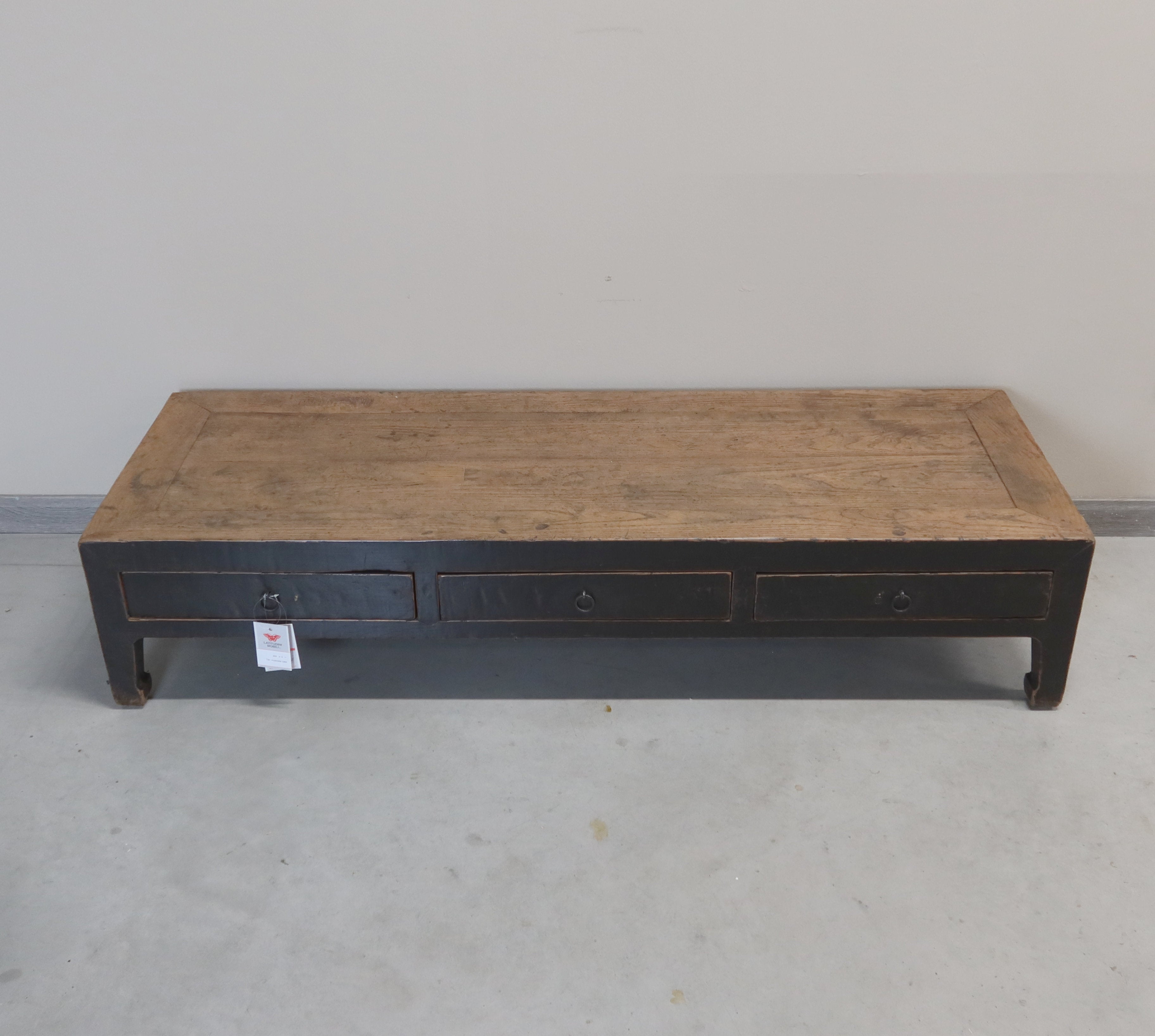 LUNGO E BASSO TAVOLO OLMO CINESE 3C