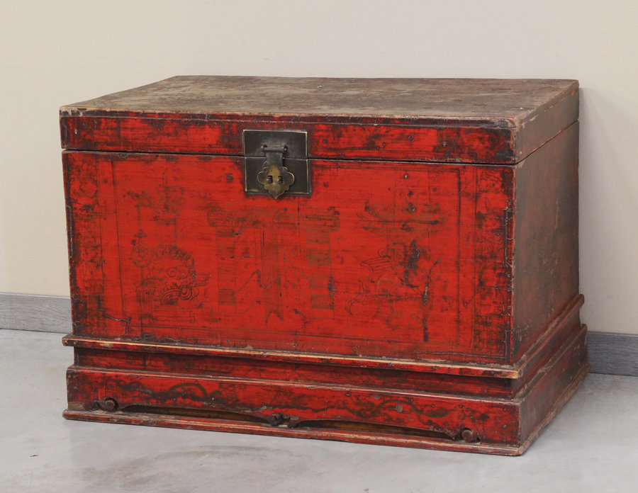 BAULI - BAULE CINESE IN LACCA ROSSA CON DECORO LIEVE - BB-10771